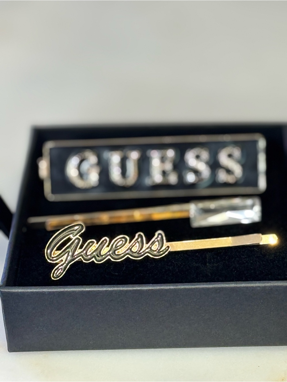 GUESS Gold Script Logo Money Clip and Bar Set - Gold and Black NWOT